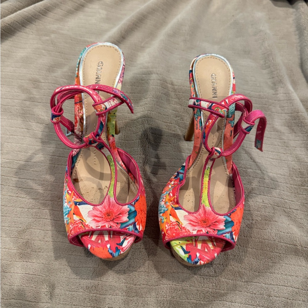 Gianna Bini - Colorful Floral Women's Sandals